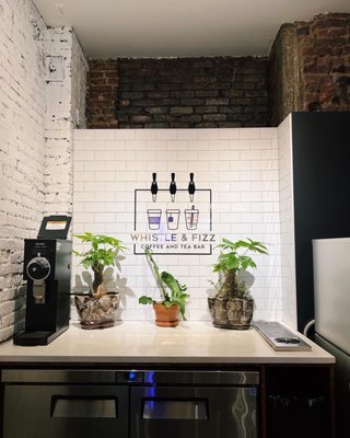 Whistle & Fizz by null