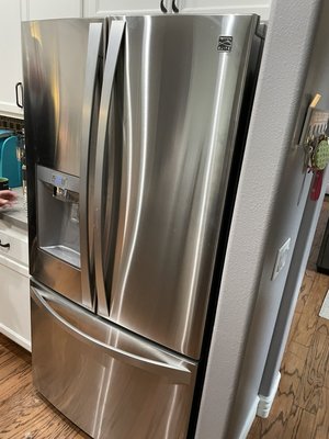 Refrigerator repairs - We work with all brands of refrigerators and provide repair services in Los Angeles county area. Our highly specialized technician always ready to serve you. Give us a call! Refrigerator repairs - We work with all brands of refrigerators and provide repair services in Los Angeles county area. Our highly specialized technician always ready to serve you. Give us a call!
