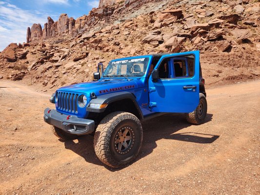 Twisted Jeep Rentals by null