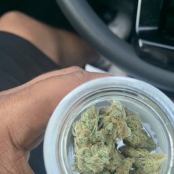 Mankind Weed Dispensary & Delivery - Tropicana premium Canabis flower