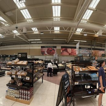 Chedraui - Department Stores Near Me - Cancún, ROO Chedraui - Department Stores Near Me - Cancún, ROO