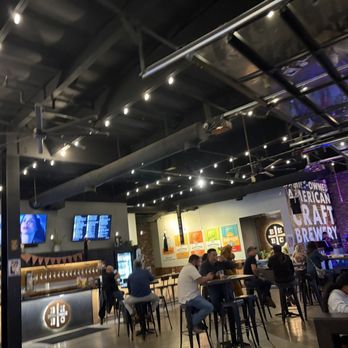 BarrelHouse Brewing - GREAT atmosphere!! - Beer Bar Near Me - Fresno, California BarrelHouse Brewing - GREAT atmosphere!! - Beer Bar Near Me - Fresno, California