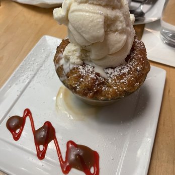 BB's - Croissant Bread Pudding - New American Near Me - Jacksonville, Florida