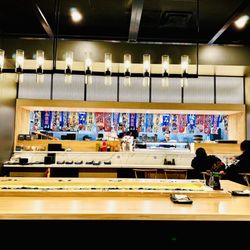 Xin Ramen Sushi & Yakitori Bar