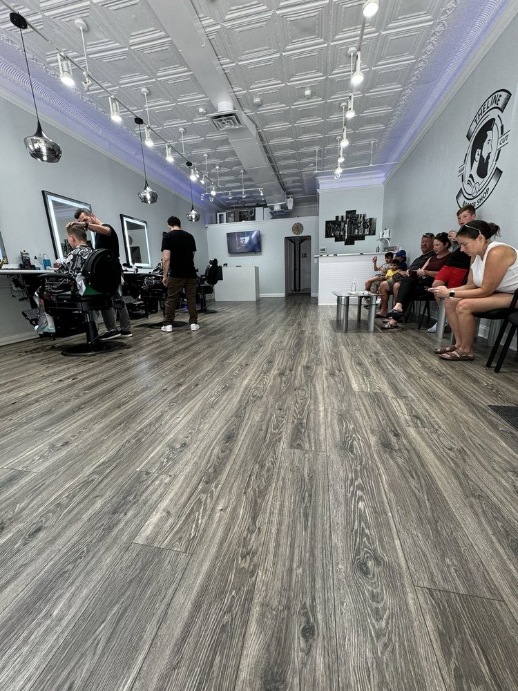 The Line Barbershop Logo