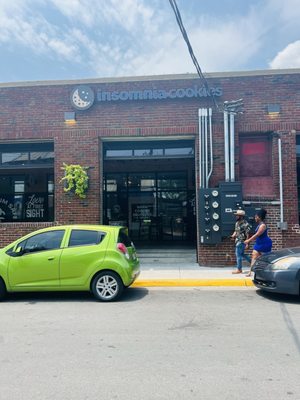 Insomnia Cookies by null