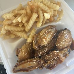 Chef Richards Comfort Foods - Wings Combo