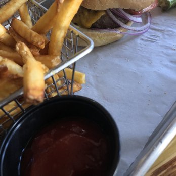 Idyllwild Brewpub - Brewpubs Near Me - Idyllwild, California