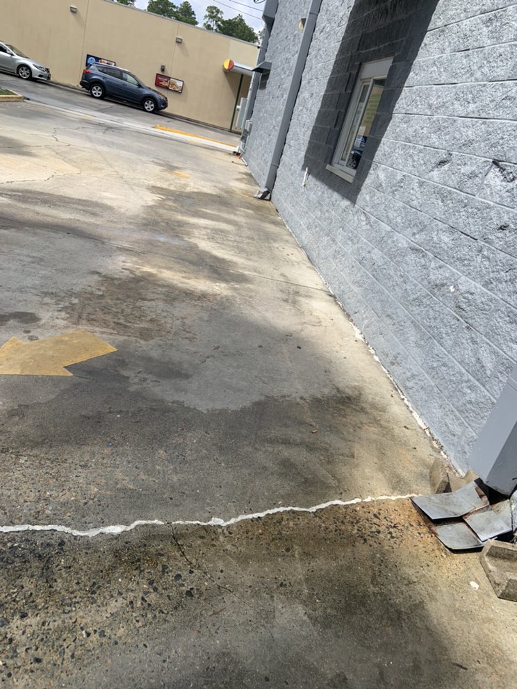 Slide of Valdosta Pressure Solutions