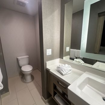 SpringHill Suites by Marriott Newark Fremont - Hotels Near Me - Newark, California SpringHill Suites by Marriott Newark Fremont - Hotels Near Me - Newark, California