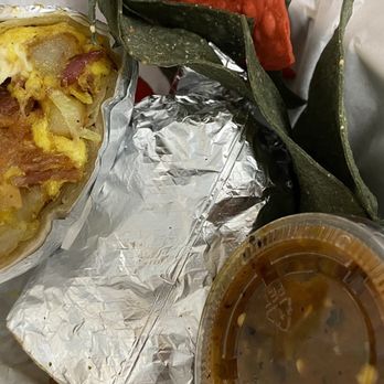 Eddie's Grill - Breakfast Burrito - Salad Near Me - Lompoc, California