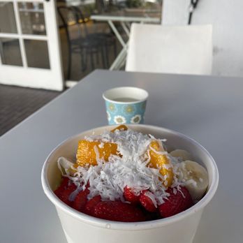 Fruittitude - Coconut açaí bowl...mangoes were so good! - Bubble Tea Near Me - La Jolla, California