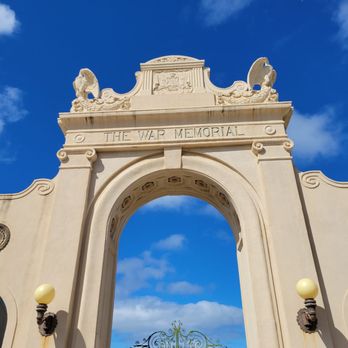 Waikiki Natatorium War Memorial - Landmarks & Historical Buildings Near Me - Honolulu, Hawaii
