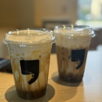 Cafe Comma - Caramel Iced Latte - Coffee & Tea Near Me - Atlanta, Georgia