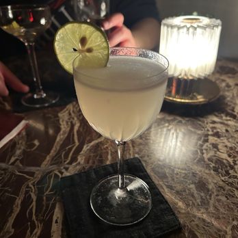 Refuge - gimlet - Cocktail Bars Near Me - Houston, Texas Refuge - gimlet - Cocktail Bars Near Me - Houston, Texas