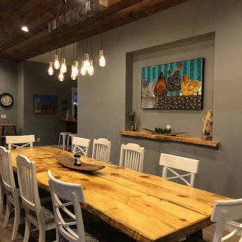 Willamette Valley Bed and Breakfast - Dining Room - Bed & Breakfast Near Me - Newberg, Oregon
