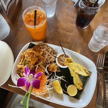 Torsap Thai Kitchen - $22 lunch special (Mon-Fri, 11:30a-3:30p) Pad Thai Chicken $3 Thai Iced Tea - Thai Near Me - Walnut Creek, California Torsap Thai Kitchen - $22 lunch special (Mon-Fri, 11:30a-3:30p) Pad Thai Chicken $3 Thai Iced Tea - Thai Near Me - Walnut Creek, California