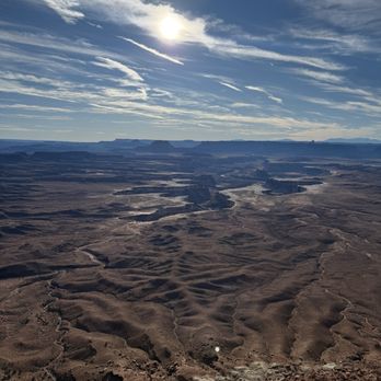 Canyonlands National Park - Views at the Green River Overlook - Parks Near Me - Moab, Utah