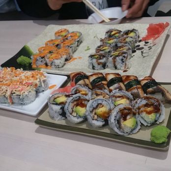 Union Sushi - Spicy tuna (top left), Eel (top right), Crab lover's (bottom left), Eel sushi combo (bottom right) - Sushi Bars Near Me - Flushing, New York Union Sushi - Spicy tuna (top left), Eel (top right), Crab lover's (bottom left), Eel sushi combo (bottom right) - Sushi Bars Near Me - Flushing, New York