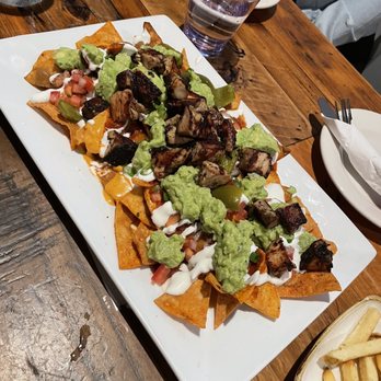 Off The Rails Brewing - Chicken nachos - Breweries Near Me - Sunnyvale, California Off The Rails Brewing - Chicken nachos - Breweries Near Me - Sunnyvale, California