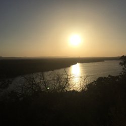 Wave Chasers Boat Rentals - Enjoying Hill Country Sunsets