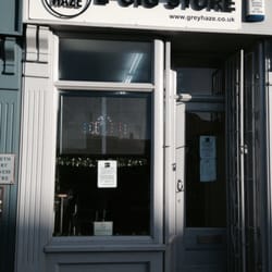 Grey Haze Ecig Store - Where cigarettes are concerned, everyone loves a quitter. These chaps will set you in your way.