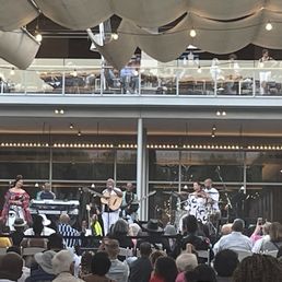 Jonathan Butler and his band