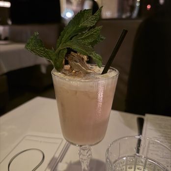 J Carver’s - Steakhouses Near Me - Austin, Texas