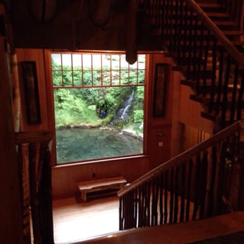 Chateau at the Oregon Caves - Down to the restaurants. - Hotels Near Me - Cave Junction, Oregon