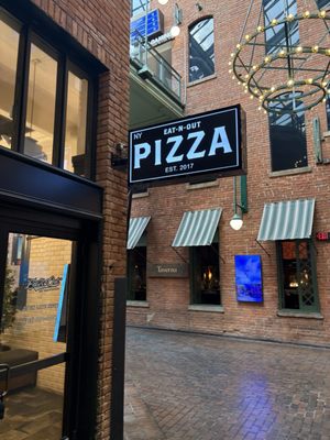 Eat-N-Out Pizza by null