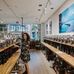 Estero Bay Olive Oil & Tea - Olive oil and balsamic tasting bar. Premium olive oil and balsamic store. Gourmet store. Flavored olive oil and balsamic.
