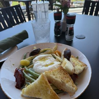 Love Farms - Breakfast & Brunch Near Me - West Dennis, Massachusetts Love Farms - Breakfast & Brunch Near Me - West Dennis, Massachusetts