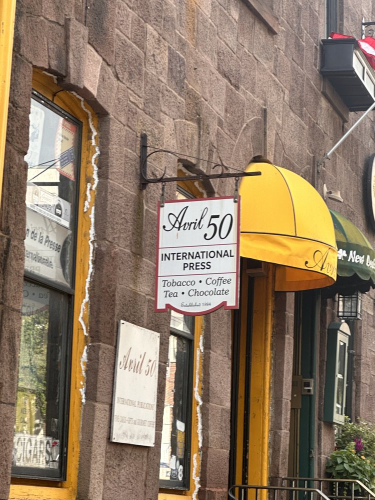 Social spots from Avril 50