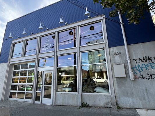 Spinnaker Chocolate by null