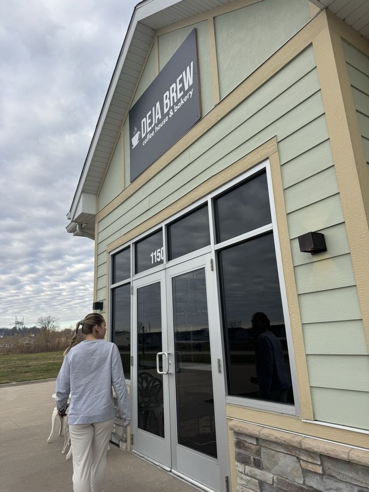 Deja Brew Coffee House & Bakery Image