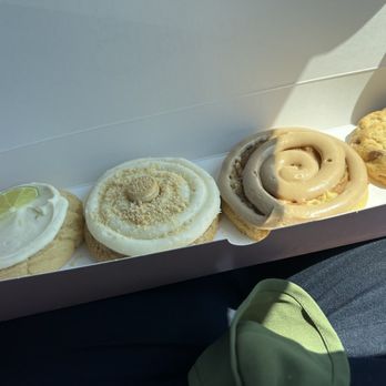 Crumbl - Bristow - Bakeries Near Me - Manassas, Virginia