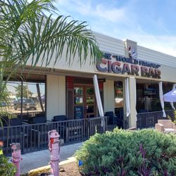 The "World Famous" Cigar Bar