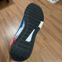 finish line willowbrook mall