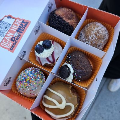 Mass Hole Donuts by null Mass Hole Donuts by null