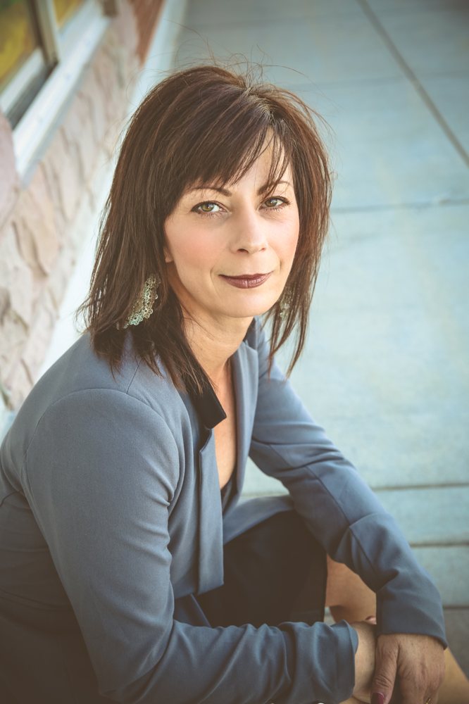 THE STYLE LOUNGE 38 Photos & 11 Reviews Hair Salons 230 Third St