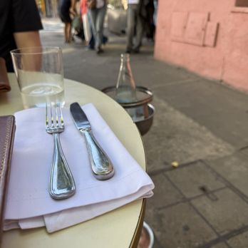 El Preferido de Palermo - Fancy stand for the still water. - Pubs Near Me - Buenos Aires, C