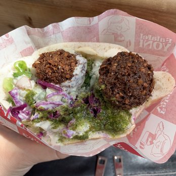 Falafel Yoni - Pita falafel - Falafel Near Me - Verdun, Quebec Falafel Yoni - Pita falafel - Falafel Near Me - Verdun, Quebec