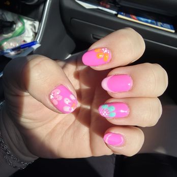 Top Design Nails And Lashes - $50 gel mani with designs - Nail Salons Near Me - Downey, California