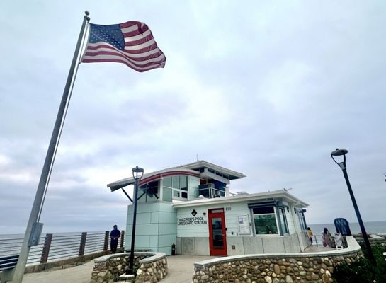 Children's Pool La Jolla by null