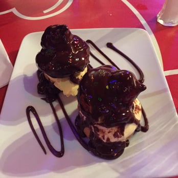 Piola - Profiteroles - Pizza Near Me - Houston, Texas
