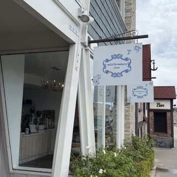 Wild Strawberry Cafe - Outside - Breakfast & Brunch Near Me - Laguna Beach, California Wild Strawberry Cafe - Outside - Breakfast & Brunch Near Me - Laguna Beach, California