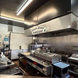 Smokey Blue's BBQ - The kitchen