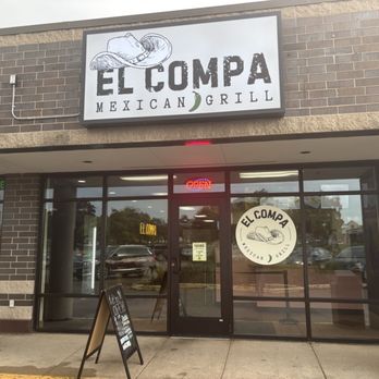 El Compa - Outside - Mexican Near Me - Eagan, Minnesota