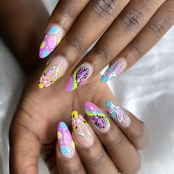 Pretty Nails by Han
