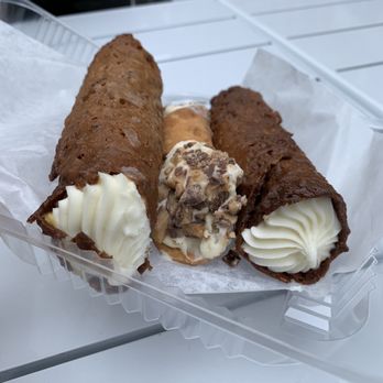 Bova's Bakery - Bakeries Near Me - Boston, Massachusetts